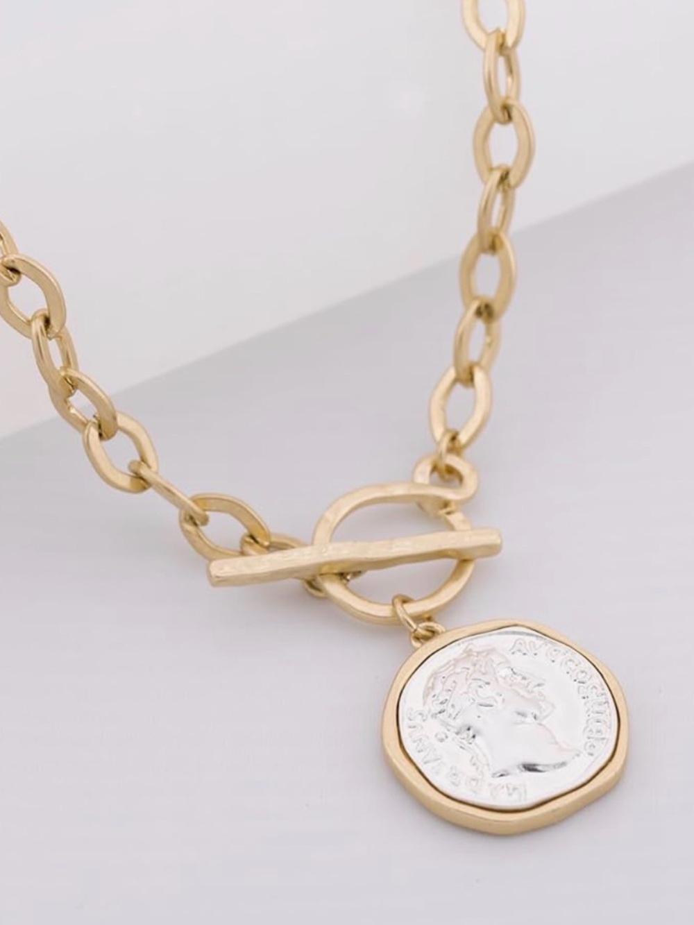 NEW 14k Gold Plated Thick Mate Link Chain Layered Pendant Necklace - Picture 2 of 4